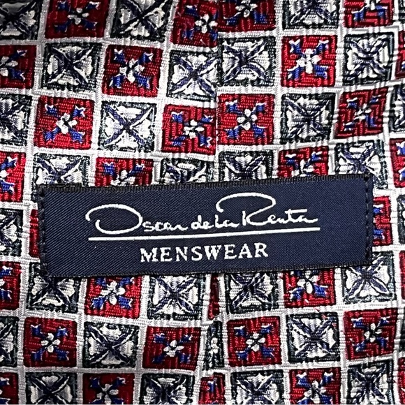 Oscar de la Renta Men’s Silk Necktie - Picture 4 of 4